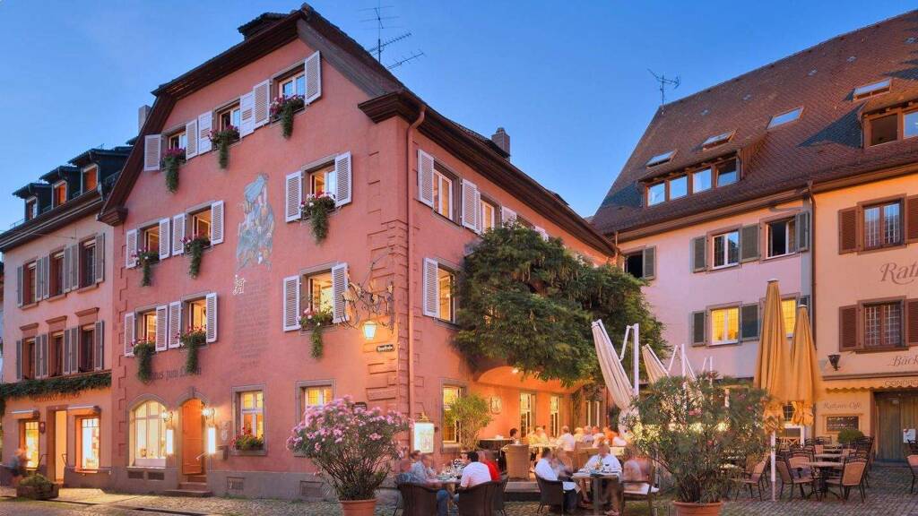 Hotel zum Kauf 1.200.000 € 17 Zimmer 403 m² Grundstück Staufen Staufen im Breisgau 79219