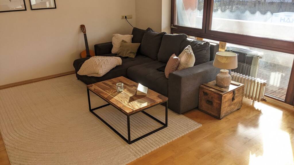 WG-Zimmer zur Miete 300 € 14 m² Geschoss 1/2 frei ab sofort Versbach Würzburg 97078