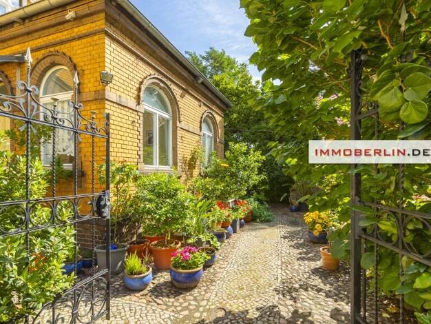 Villa zum Kauf 595.000 € 9 Zimmer 267 m² 1.568 m² Grundstück Luckenwalde Luckenwalde 14943