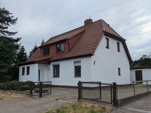 Einfamilienhaus zum Kauf 159.000 € 8 Zimmer 143 m² 1.434 m² Grundstück Stubben Beverstedt 27616