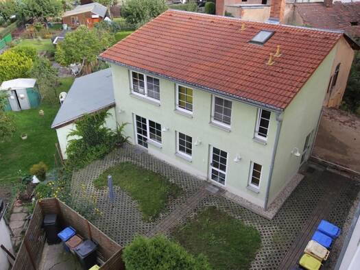 Einfamilienhaus zum Kauf provisionsfrei 55.000 € 2 Zimmer 74,5 m² frei ab sofort Lange Straße 48 Zwötzen Gera 07551