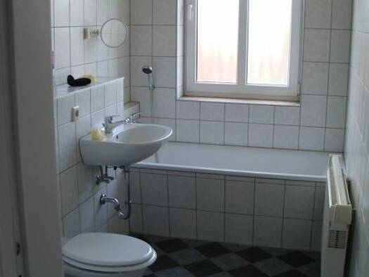 Wohnung zur Miete 800 € 4 Zimmer 84 m² Geschoss 1/3 frei ab 01.02.2026 Westvorstadt Weimar 99423