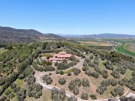 Einfamilienhaus zum Kauf 1.750.000 € 22 Zimmer 730 m² 10.000 m² Grundstück castiglione della pescaia 11110