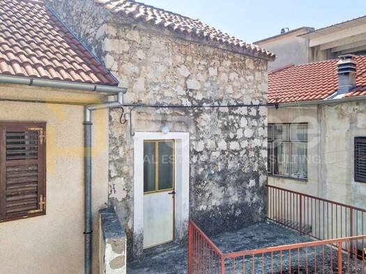 Haus zum Kauf 135.000 € 3 Zimmer 100 m² Sibenik