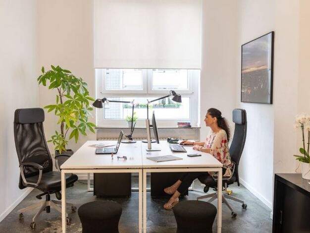 Bürofläche zur Miete provisionsfrei 600 € 24 m² Bürofläche Fürstenwall Friedrichstadt Düsseldorf 40215