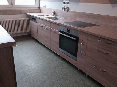 Wohnung zur Miete 1.080 € 3 Zimmer 120 m² Dachgeschoss, 3. Geschoss frei ab sofort Neustadt Titisee-Neustadt 79822