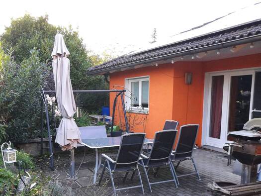 Bungalow zum Kauf 380.000 € 5 Zimmer 137,7 m² 1.232 m² Grundstück Straße der Einheit 21 Kleinböhla Dahlen 04774