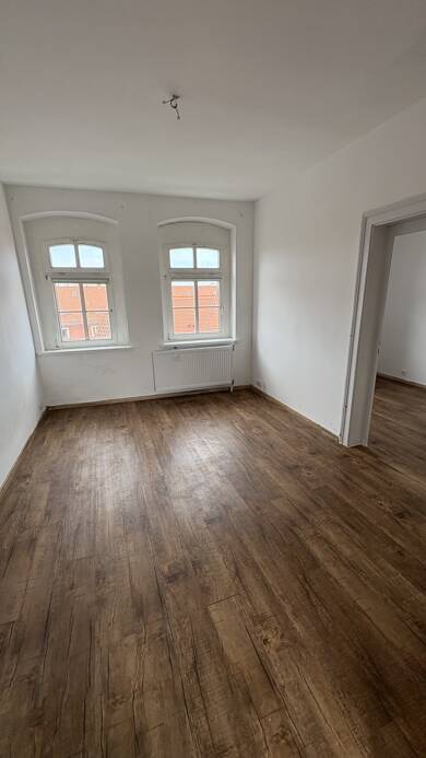 Studio zum Kauf 79.000 € 2 Zimmer 60 m² 1. Geschoss Naumburg Naumburg 06618