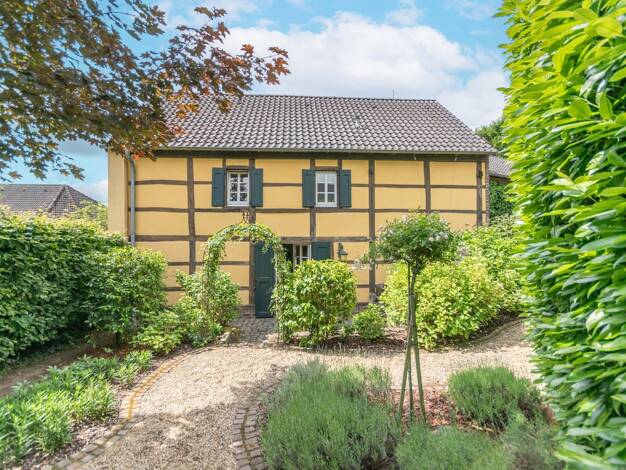 Wohnung zur Miete 1.200 € 4 Zimmer 140 m² frei ab 01.10.2025 Heinsberg 52525