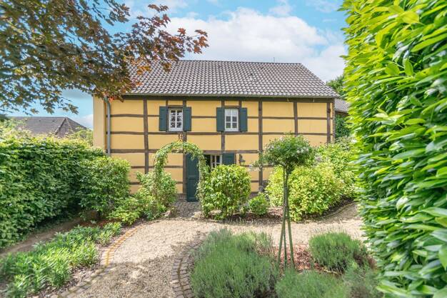 Wohnung zur Miete 1.200 € 4 Zimmer 140 m² frei ab 01.10.2025 Heinsberg 52525