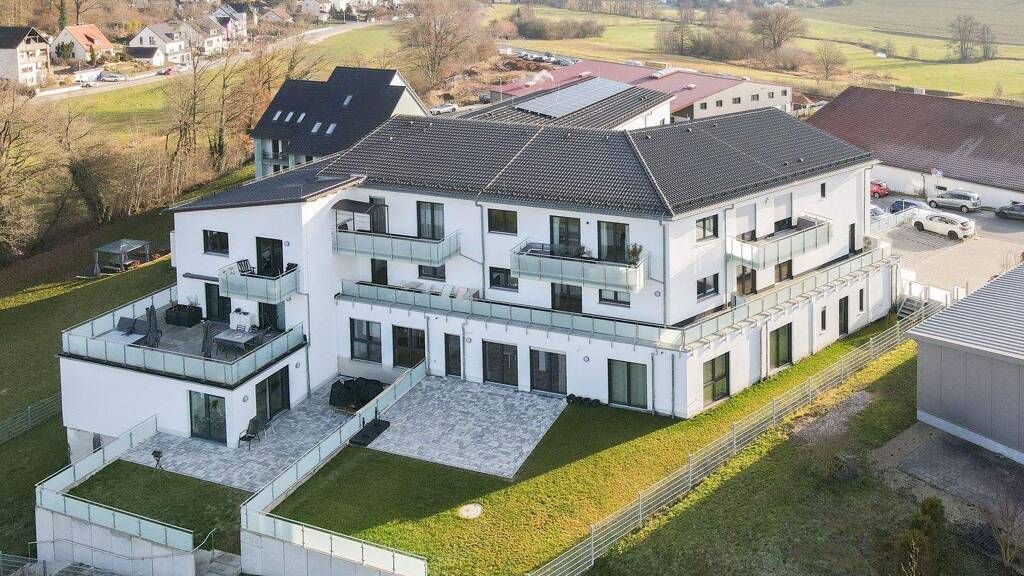 Praxis zum Kauf als Kapitalanlage geeignet 5 Zimmer 260,7 m² Münchaurach Aurachtal 91086