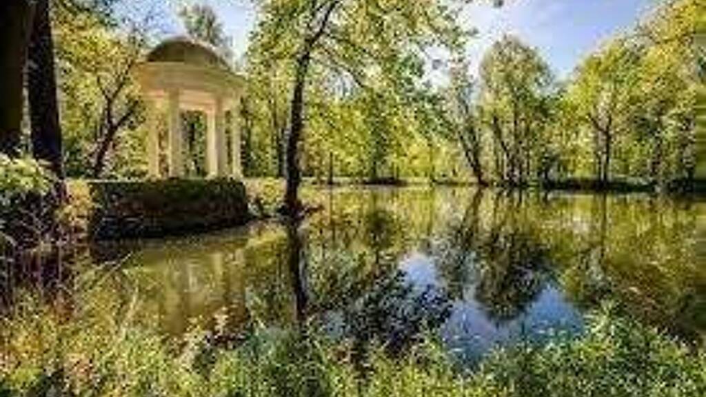 Mehrfamilienhaus zum Kauf 700.000 € 12 Zimmer 308,1 m² 552 m² Grundstück Lützschena-Stahmeln Leipzig 04159