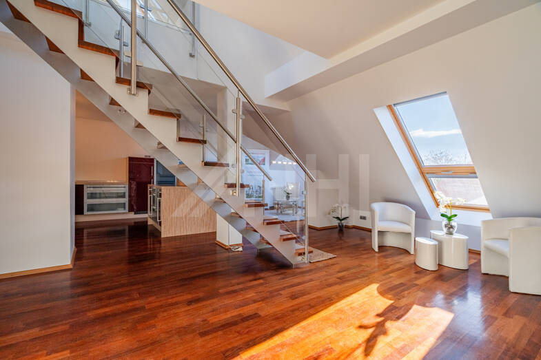 Penthouse zur Miete 3.250 € 5 Zimmer 206 m² 5. Geschoss Südvorstadt Leipzig / Leipzig Südvorstadt 04275