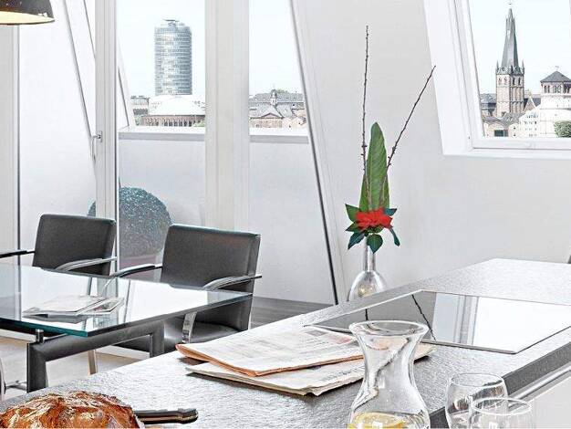 Wohnung zur Miete Wohnen auf Zeit 7.425 € 3 Zimmer 165 m² frei ab sofort Unterbilk Düsseldorf 40219