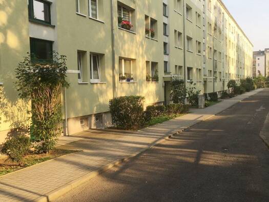 Wohnung zur Miete 350 € 3 Zimmer 59 m² 1. Geschoss Marienstraße 45 Ostviertel Gera 07546