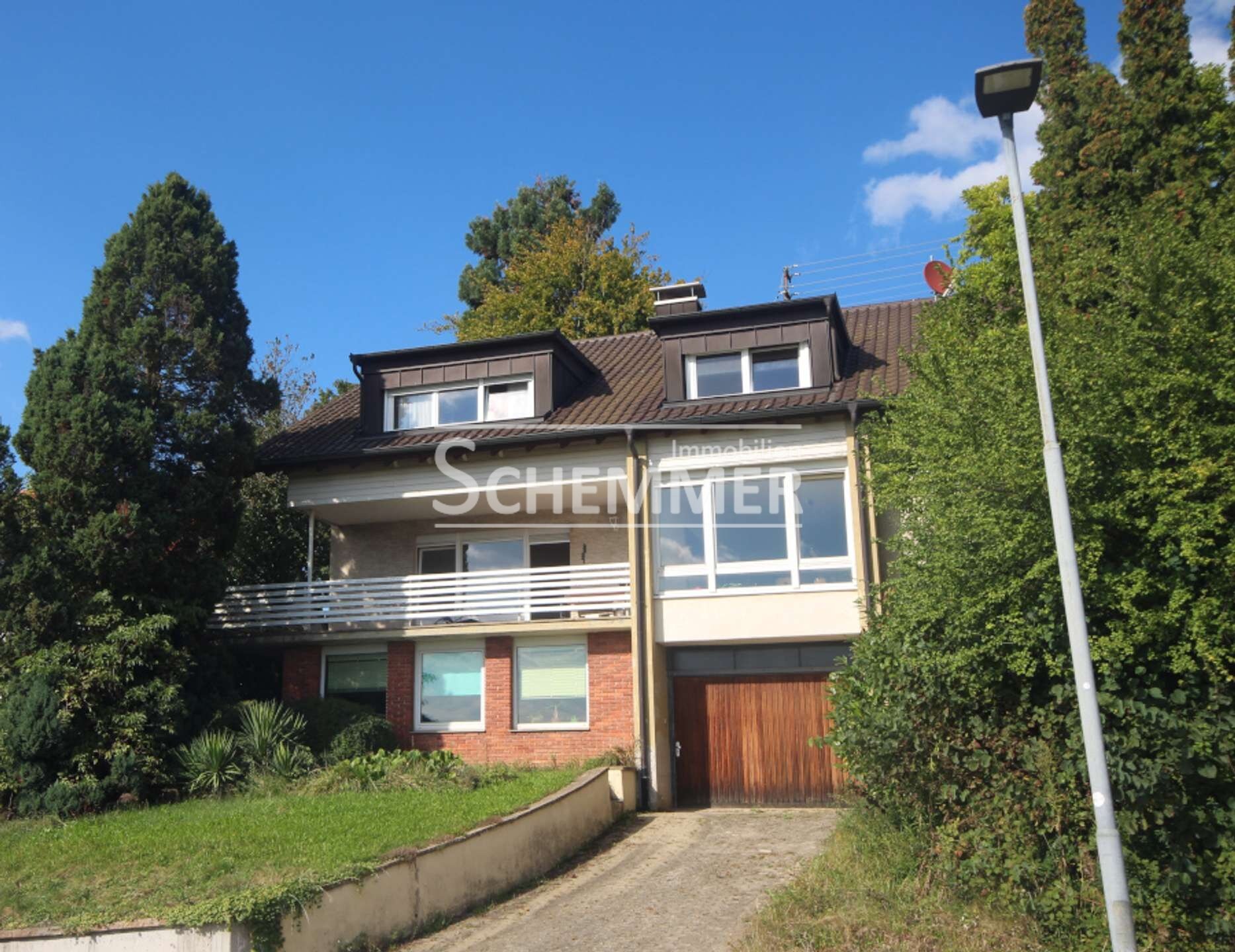 Mehrfamilienhaus zum Kauf 900.000 € 7 Zimmer 245 m²<br/>Wohnfläche 1.585 m²<br/>Grundstück Windenreute Emmendingen 79312