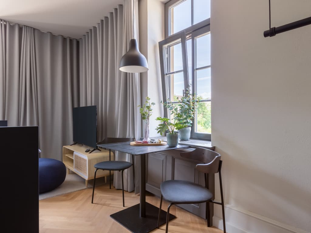 Wohnung zur Miete Wohnen auf Zeit 1.678 € 1 Zimmer 25 m²<br/>Wohnfläche 24.12.2024<br/>Verfügbarkeit Poststraße Kernstadt Rottenburg am Neckar 72108