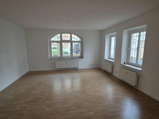 Wohnung zur Miete 440 € 1 Zimmer 55 m² EG Wilhelm-Müller-Str. 4 Innenstadt Dessau-Roßlau 06844