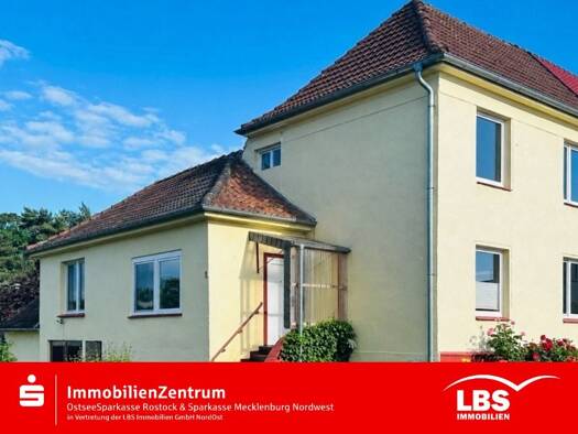 Doppelhaushälfte zum Kauf provisionsfrei 179.000 € 5 Zimmer 94 m² 519 m² Grundstück Güstrow Güstrow 18273