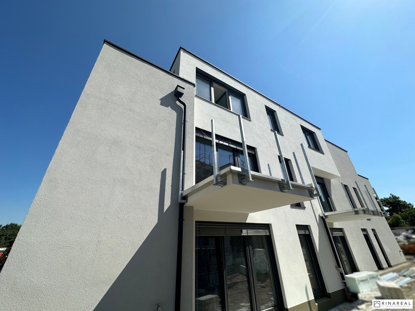 Terrassenwohnung zur Miete 895 € 3 Zimmer 74,3 m²<br/>Wohnfläche 2.<br/>Geschoss 01.12.2024<br/>Verfügbarkeit Wiener Neustadt 2700