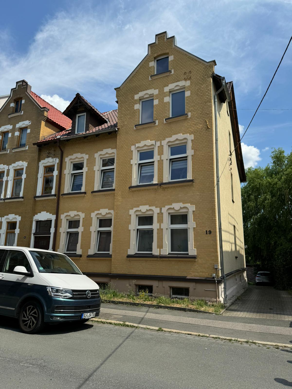 Mehrfamilienhaus zum Kauf 244.900 € 6 Zimmer 175 m²<br/>Wohnfläche Saalfeld Saalfeld/Saale 07318