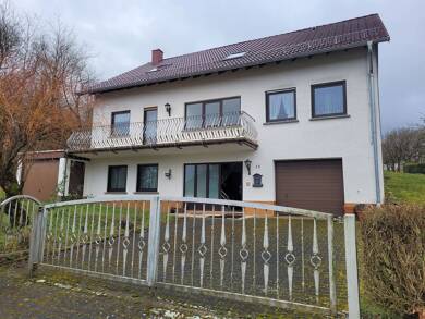 Haus zum Kauf provisionsfrei 329.000 € 7 Zimmer 235 m² 24.171 m² Grundstück frei ab sofort Elzerath Morbach 54497