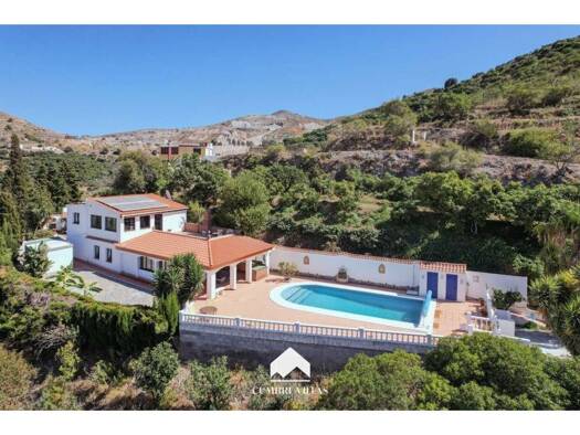 Villa zum Kauf 420.000 € 4 Zimmer 229 m² 1.969 m² Grundstück Motril 18730