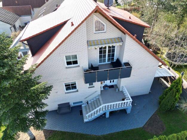 Einfamilienhaus zum Kauf provisionsfrei 719.000 € 7 Zimmer 287 m² 560 m² Grundstück Kitzingen 97318