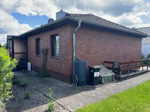 Bungalow zum Kauf 249.000 € 3 Zimmer 85 m² 489 m² Grundstück Garßen Celle 29229
