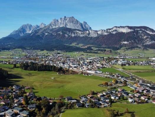 Mehrfamilienhaus zum Kauf als Kapitalanlage geeignet 10 Zimmer 700 m² 2.000 m² Grundstück St. Johann in Tirol 6380