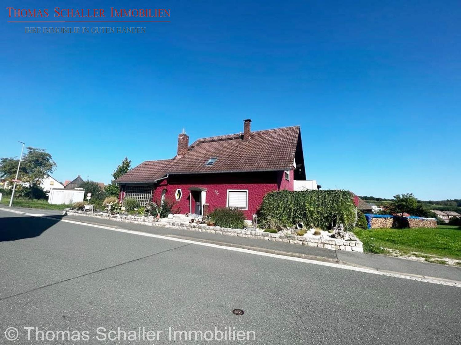 Einfamilienhaus zum Kauf 385.000 € 7,5 Zimmer 229 m²<br/>Wohnfläche 628 m²<br/>Grundstück Geschwand Obertrubach 91286