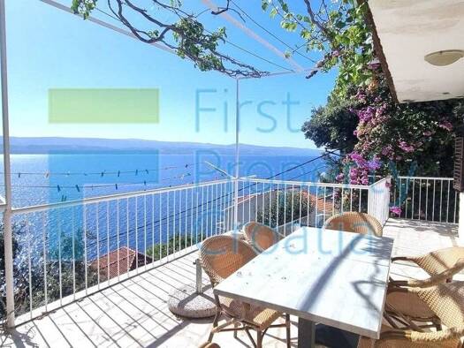 Einfamilienhaus zum Kauf 490.000 € 20 Zimmer 157 m² Omiš 21310