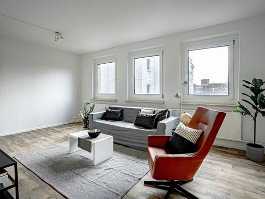 Wohnung zur Miete 393 € 3 Zimmer 65,5 m² 4. Geschoss frei ab sofort Jahnstraße 14 Crimmitschau 08451