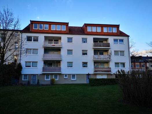 Wohnung zur Miete 660 € 4 Zimmer 117 m² Geschoss -1/4 frei ab 01.03.2026 Binsfelder Straße 48 Düren 52351