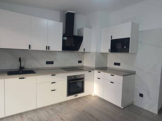 Terrassenwohnung zur Miete 1.100 € 2 Zimmer frei ab sofort Manacor 07500