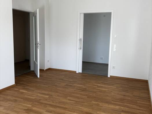 Wohnung zur Miete 875 € 2 Zimmer 60,4 m² 1. Geschoss frei ab sofort Abensberg 93326