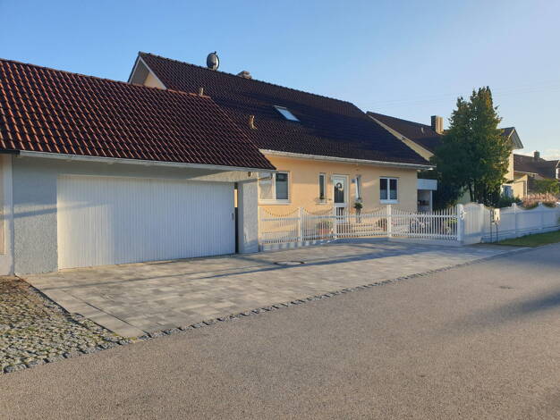 Einfamilienhaus zum Kauf provisionsfrei 650.000 € 9,5 Zimmer 130 m² 642 m² Grundstück Pondorf Altmannstein 93336