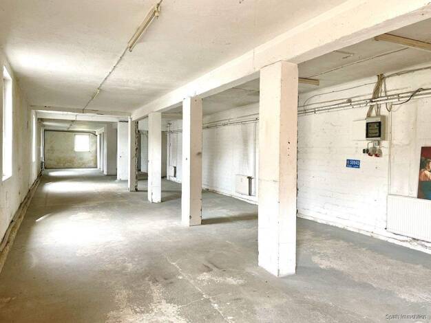 Lagerhalle zur Miete 760 € 189,5 m² Lagerfläche Quickborn 25451