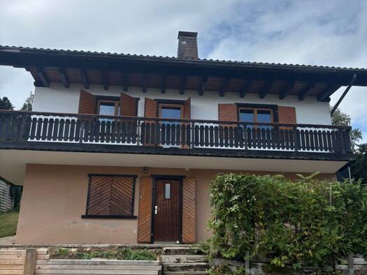 Haus zur Miete 1.400 € 8 Zimmer 168 m² 518 m² Grundstück frei ab sofort Johann-Peter-Hebel-Weg 5 Herrischried 79737