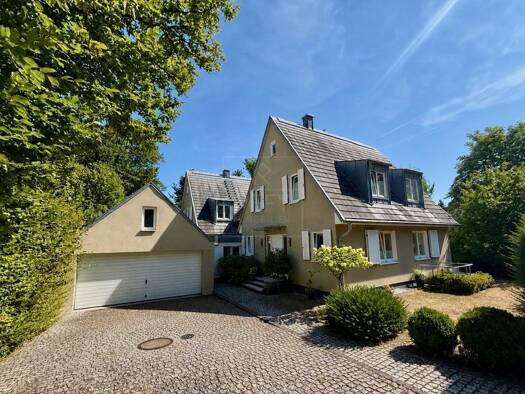Villa zum Kauf 3.600.000 € 10 Zimmer 360 m² 1.008 m² Grundstück Kirdorf Bad Homburg vor der Höhe 61350