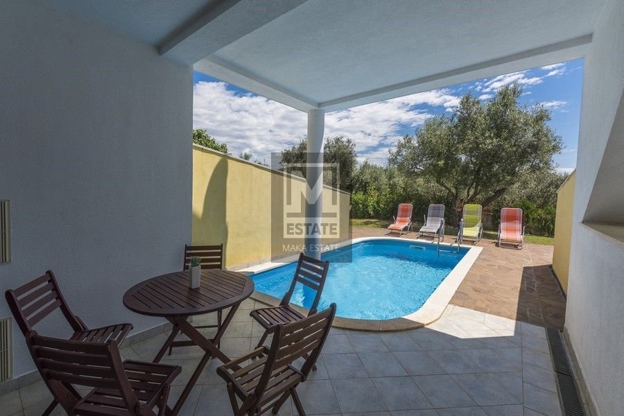 Haus zum Kauf 299.000 € 4 Zimmer 112 m²<br/>Wohnfläche 152 m²<br/>Grundstück Novigrad center