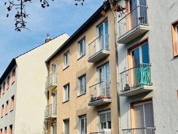 Wohnung zur Miete 732 € 2 Zimmer 49,6 m² 1. Geschoss frei ab 23.03.2026 Steinmetzstr. 3 Höhenberg Köln 51103