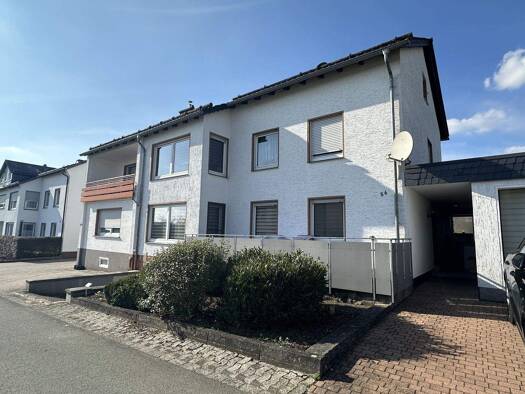 Mehrfamilienhaus zum Kauf 325.000 € 9 Zimmer 217,4 m² 759 m² Grundstück Meschede 59872