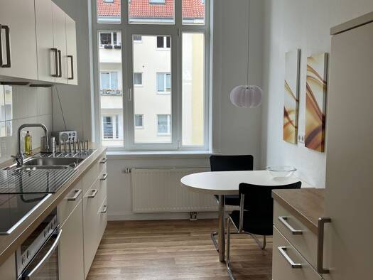 Wohnung zur Miete 1.150 € 2 Zimmer 67 m² Geschoss 2/3 frei ab 04.05.2026 List Hannover 30177