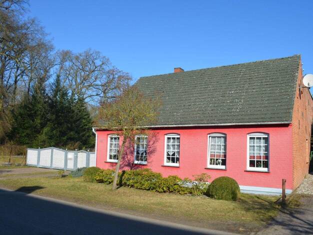 Einfamilienhaus zum Kauf 220.000 € 4 Zimmer 143 m² 2.000 m² Grundstück Eldenburg Lenzen (Elbe) 19309