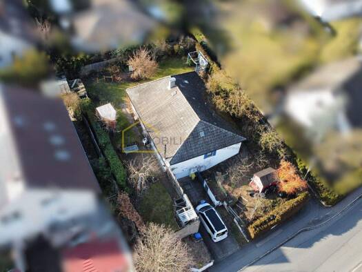 Einfamilienhaus zum Kauf 649.000 € 5 Zimmer 112 m² 752 m² Grundstück Frauenaurach Erlangen / Frauenaurach 91056