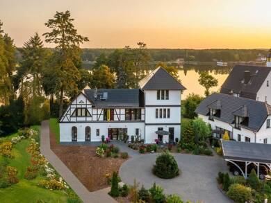 Villa zum Kauf 2.100.000 € 9 Zimmer 395 m² 2.800 m² Grundstück Fürstenberg/Havel Fürstenberg/Havel 16798