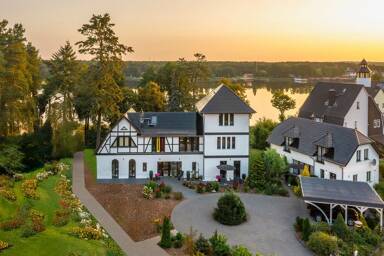Villa zum Kauf 2.100.000 € 9 Zimmer 395 m² 2.800 m² Grundstück Fürstenberg/Havel Fürstenberg/Havel 16798