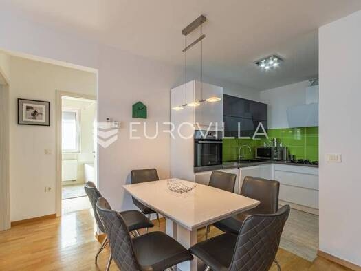 Wohnung zur Miete - Erstbezug 880 € 2 Zimmer 62 m² 1. Geschoss Vilka Novaka Varaždin 42000