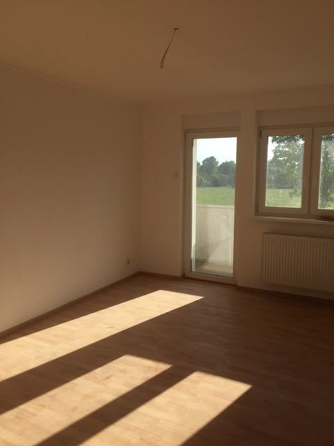 Wohnung zur Miete 643 € 2 Zimmer 65 m²<br/>Wohnfläche 1.<br/>Geschoss ab sofort<br/>Verfügbarkeit Bergmannstrasse Müncheberg Müncheberg 15374